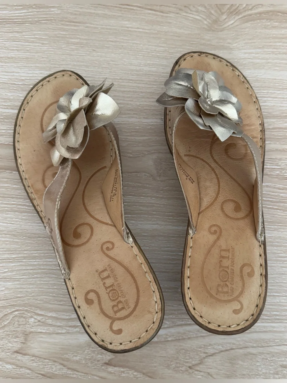 Born 9 Foil Floral Sandal Wedges Resort Vacation Getaway